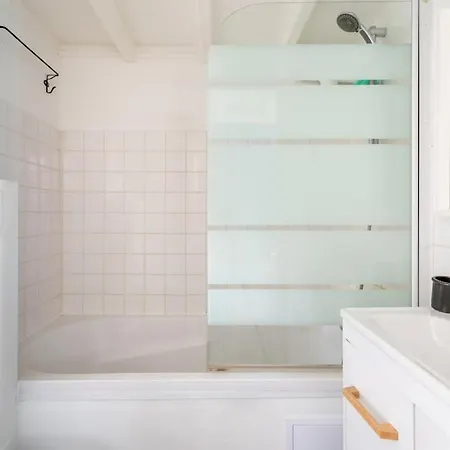 Magnifique - Republique Beaux-arts *